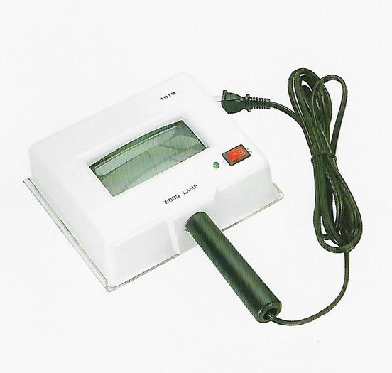 Woods lamp professional vanderbend