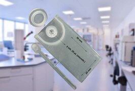 Kunststof Doosje met spateltje (25 microliter) (One Unit)